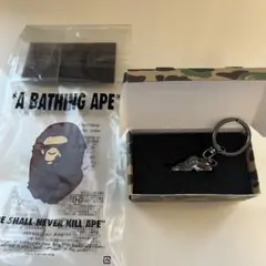 A BATHING APE スニーカー キーホルダー 未使用 非売品