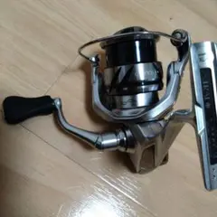 シマノ 23ストラディック C2000S