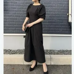 新品スタイルミキサーブラックロングワンピース　ウエストタック　ボリュームスリーブ