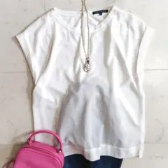 美品♪ セオリー フレンチスリーブ シワになりにくい バックジップ ブラウス
