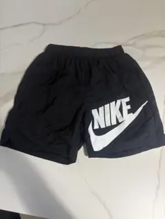【美品】NIKE ブラック ハーフパンツ S