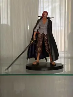 ワンピース シャンクス フィギュア