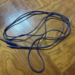オーディオケーブル 青