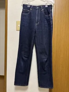 【GU】ダークブルー ストレートデニム