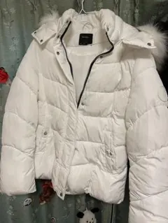 Bershka ホワイト ダウンジャケット L