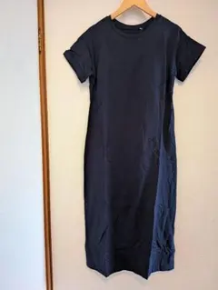 新品 ユニクロ 胸パッド付き 半袖 ワンピース ネイビー S