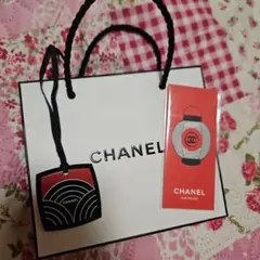 CHANEL　シャネル　新品　MATSURI　キーホルダー　チャーム　ステッカーのサムネイル