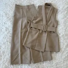 ♡本日限定お値下げ‼︎♡ZARA ベージュ パンツセットアップ XS