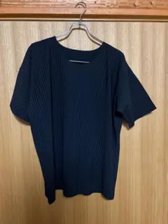 OMME PLISSÉ ISSEYMIYAKE　半袖T　ネイビー サイズ4