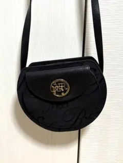 Item thumbnail for item 4289c47f-f116-479c-83ff-1ee634906ccf