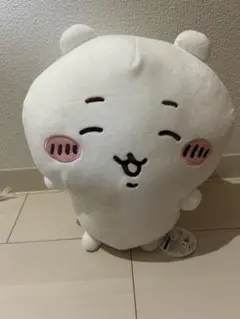 【最終価格】ちいかわ　入れ替わってるぬいぐるみBIG ちいかわなハチワレ