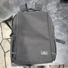 NORDACE グレー リュック・バックパック 美品　軽量