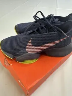 Nike ネイビー オレンジ ランニングシューズ