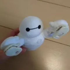 東京ディズニー　ベイマックス　肩のせ　クリップ