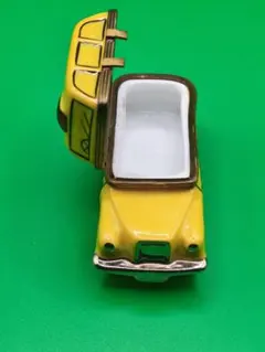 Item thumbnail for item d2b65ae1-97a0-4642-b9e2-f588ace46b7c