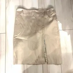 ベージュ タイトスカート レース切り替えのサムネイル