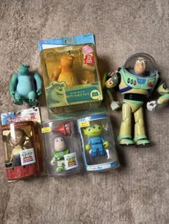 トイストーリー　モンスターズインク　ディズニーフィギュアセット