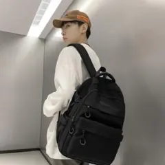 【新品未使用】ブラック　リュック　大容量　軽量　通勤　通学　お買い得