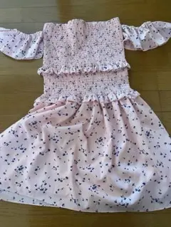 ‼お値下げ可能⭕️リルリリー ワンピースのサムネイル