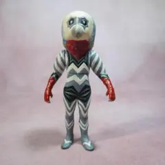 コレクタブルソフビフィギュア　ガッツ星人