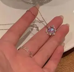 シルバー ハート型オパール風ネックレス