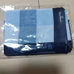 Munsingwear チェック柄ハンカチのサムネイル