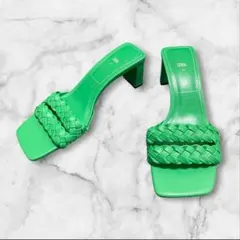 美品☆ZARA ザラ　グリーン 編み込みサンダル 37 24.0