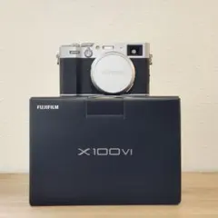 FUJIFILM X100VI シルバー 26年4月購入 公式店購入・長期保証付のサムネイル