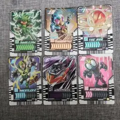 仮面ライダーガッチャード　ケミーカード　６枚セット
