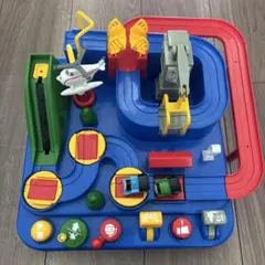 トーマス レッツゴー大冒険！知育おもちゃのサムネイル