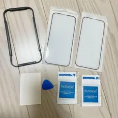⭐️iPhone 14Pro 強化ガラス2枚 ガイド枠付き 簡単貼付 画面保護