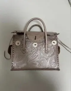即完売商品✨️定価以下 グレースコンチネンタル カービング ハート 