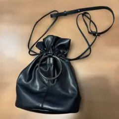 HARE 巾着ショルダーバッグ ブラックのサムネイル