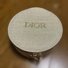 Dior ミラー付きポーチ 星型チャーム付き