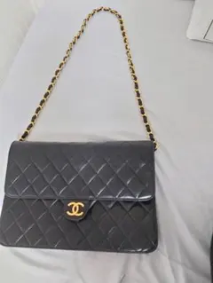 CHANEL マトラッセ　ヴィンテージ　チェーンショルダーバッグ　ラムスキン