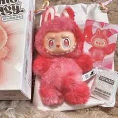 正規品　ラブブ エナジー　【LOVE】　ぬいぐるみキーホルダー