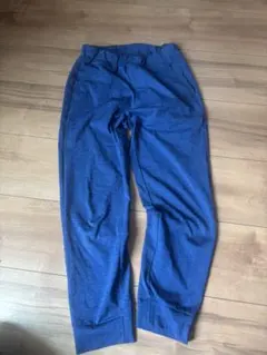 UNIQLO 130 アクティブジョガー　パンツ
