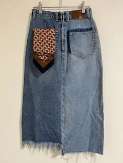 Item thumbnail for item 27f22154-b0f0-479e-836b-92b600e64d01