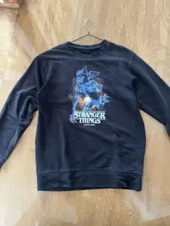 GU ストレンジャー・シングス スウェット M