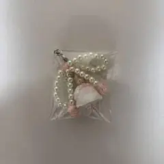 サンリオ ホワイトフリルデザインシリーズ シークレットストラップ マロンクリーム