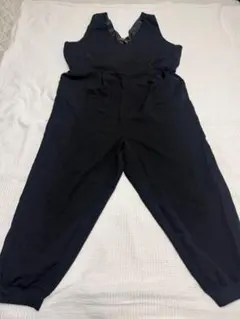 【大きいサイズ】3L 黒のサロペット