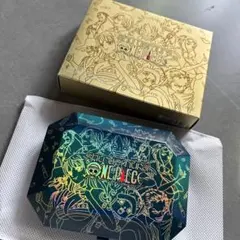 shu uemura ワンピース アイシャドウパレット - メルカリ