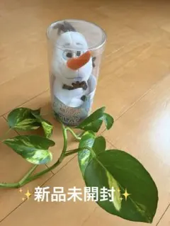 ✨新品未開封✨【「アナと雪の女王」の人気キャラクター、オラフのぬいぐるみ】
