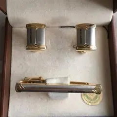 マリオバレンチノ＆レノマ　ネクタイピン・カフス