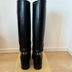 【美品】フェラガモ　ブラックレザー ロングブーツ ゴールドチェーン