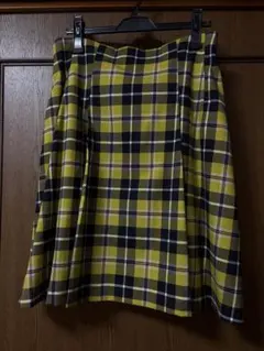 【タグ付き新品】エフデ　大きいサイズ15号　チェック　台形スカート　日本製