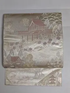 袋帯 山水風景文様 花景色 ゴールド系