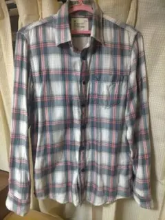 A⑨。「AMERICAN EAGLE OUTFITTERS長袖シャツチェック柄」