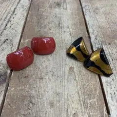 3F 【モダン・ヴィンテージ】イヤリング 2点セット（レッド・ブラック×ゴールド
