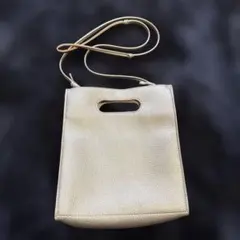 Item thumbnail for item 30bda994-aeff-4712-ad16-58cbc9fd0ad1